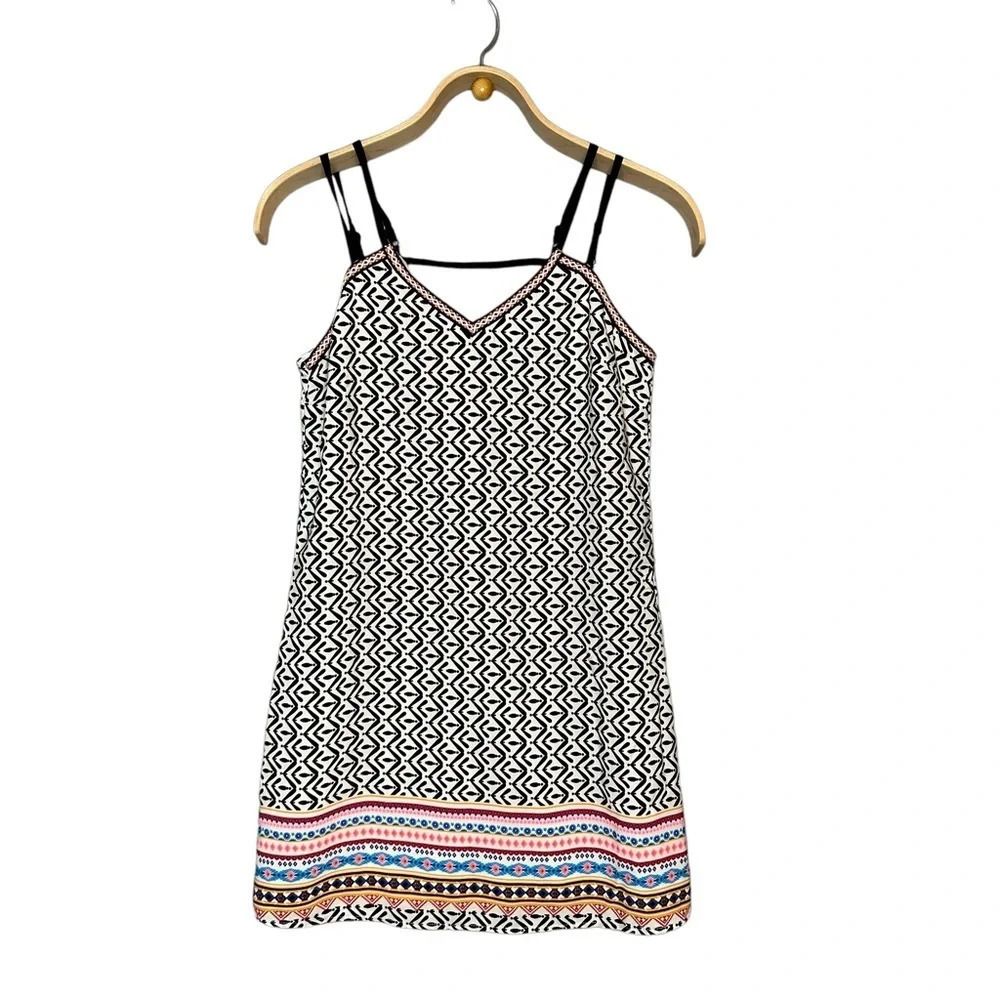 Skies are Blue Border Floral Print Halter Split-Neck Sleeveless Shift Dress M